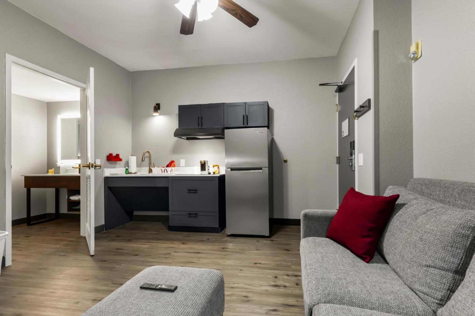 Hawthorn Extended Stay By Wyndham College Station Buitenkant foto